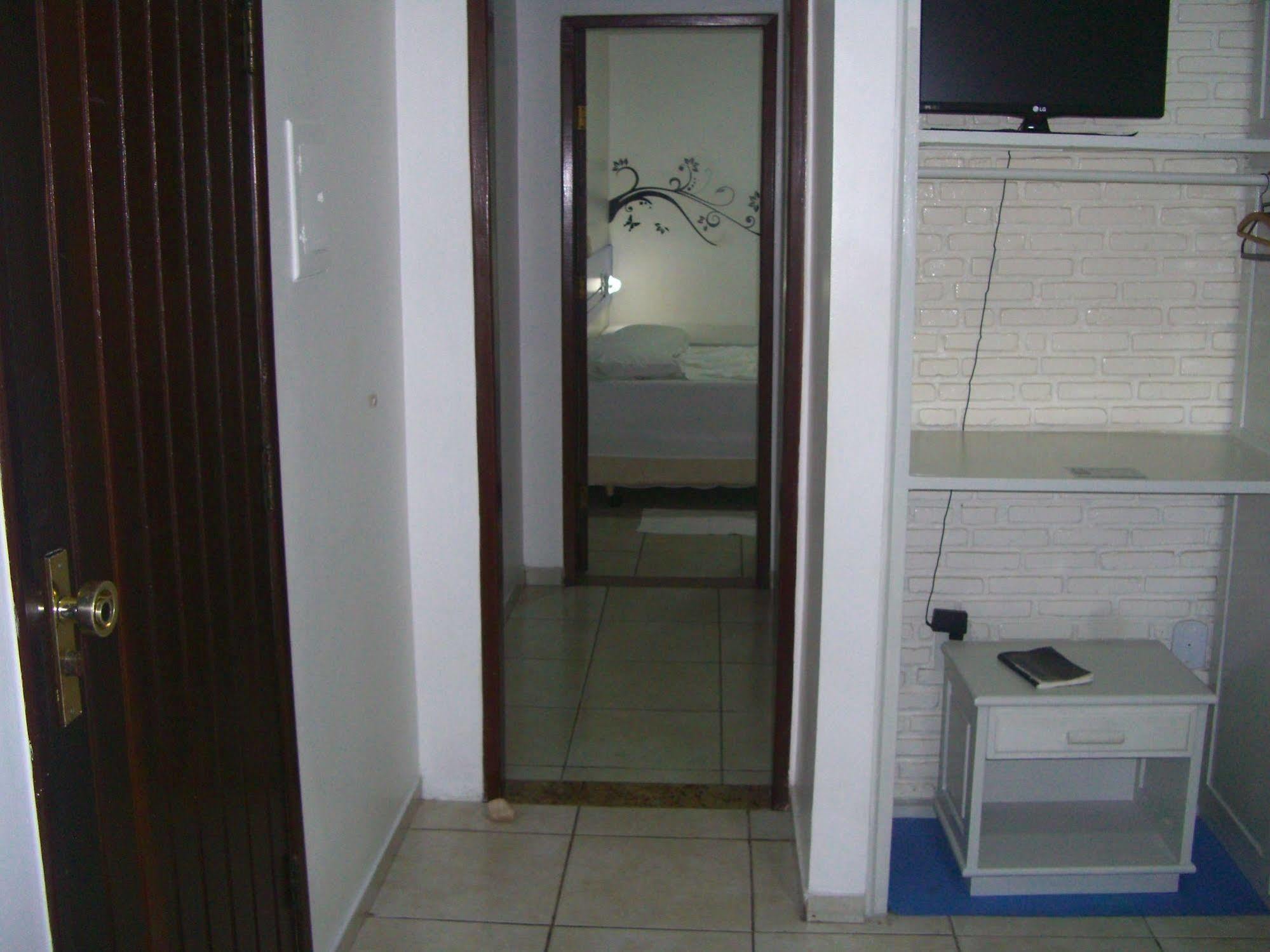 Hotel Ponta De Areia Порту-Сегуру Экстерьер фото